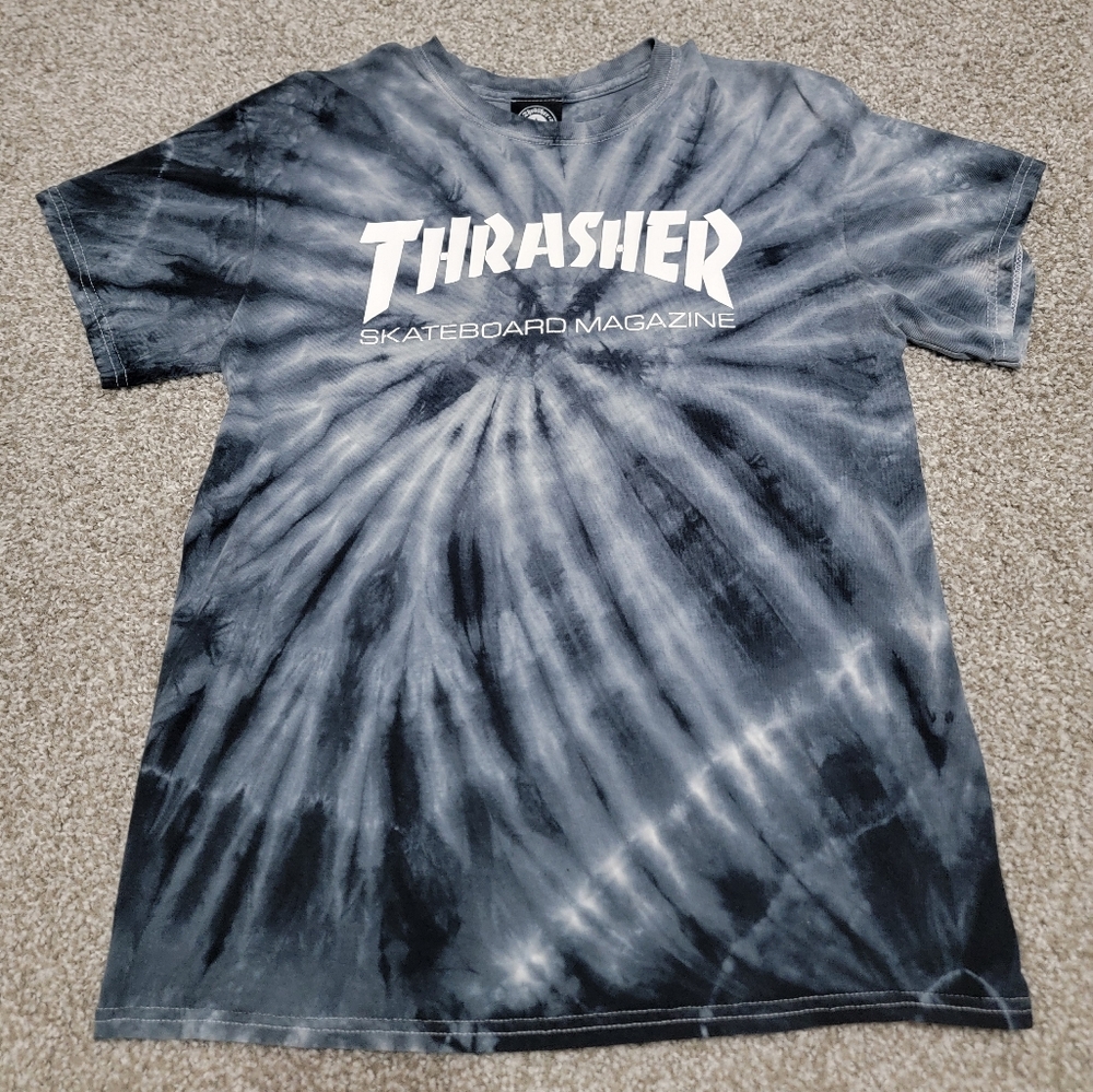 Thrasher Black and Gray Short Sleeve Tees